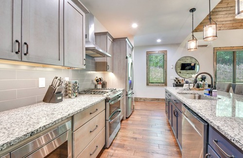 Glenville Cottage | Pet-Friendly Glenville Getaway with Outdoor Screened Porch