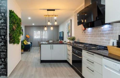 Abrantes Apartment | Experience HOME@abrantes: Family-Friendly Retreat with High Ratings