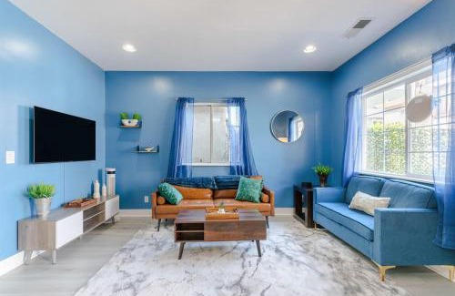 Mosswood Apartment | Welcoming Home and Cottage in Mosswood for Families