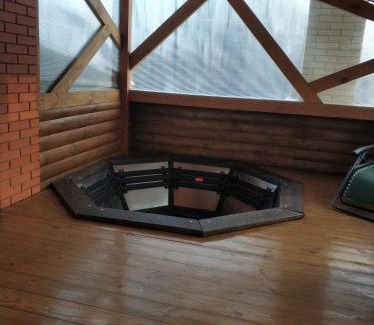 Darnyckyj Villa | Relax at Home and SPA: Guest Rated 9.8 with Hot Tub