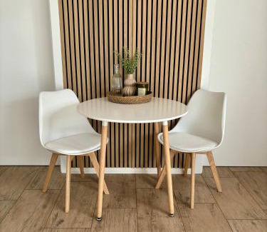 Kreyenbruck Apartment | Discover Home & Apart: Cozy Apartment in Kreyenbrück