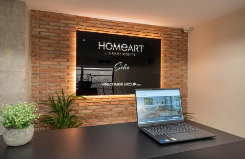 Ensanche Centro Apartment | Stylish Home Art Apartments Soho - Family-Friendly Retreat