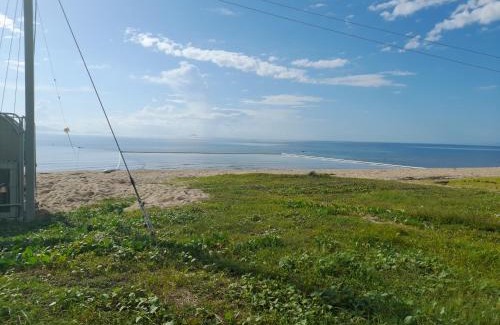 Allingham House | Beachfront Retreat in Ingham: Your Coastal Escape Awaits