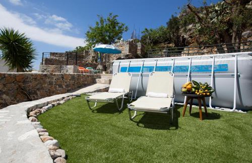 Vrachasi House | Elegant Home Aurora with Private Pool and Ocean Views