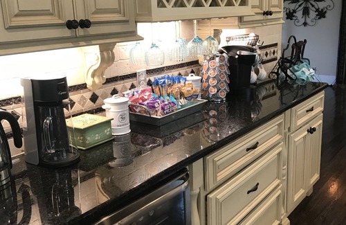 Goodlettsville House | Experience Comfort in Our King Suite - Rated 10/10!