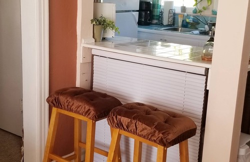 St. Petersburg - Clearwater Apartment | Perfect Retreat: A Home Away from Home with Kitchen Access