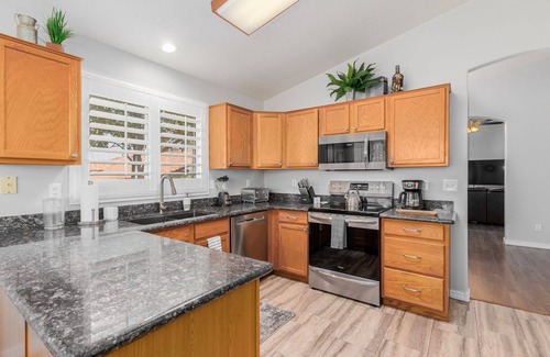 East Mesa House | Cozy Retreat with Private Pool & Ocean View, Rated 9.8/10