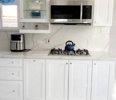 Oistins House | Ideal Family Retreat: Your Home Away From Home
