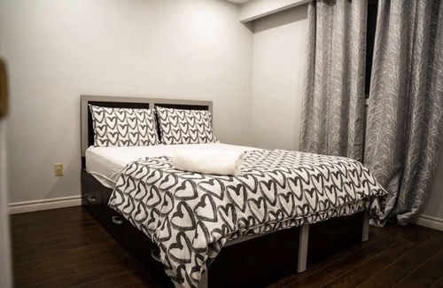 Halton Regional Municipality Other | Welcoming Home Away From Home with Family-Friendly Amenities