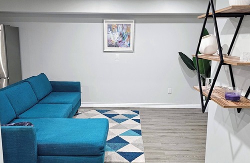 Halton Regional Municipality Apartment | Welcoming Retreat with Pool and Family-Friendly Amenities
