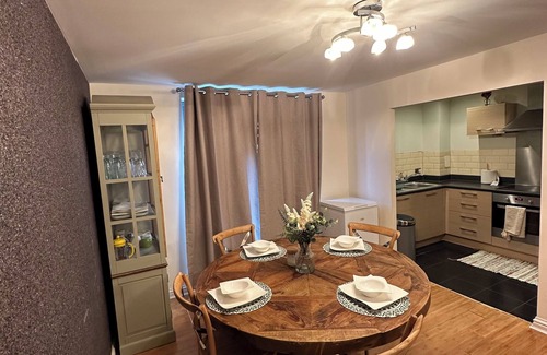 Whittington Apartment | Home away from Home!