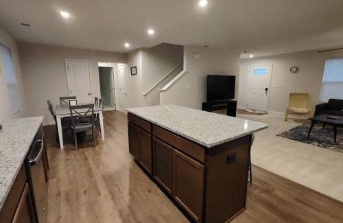 Troutman House | Home away from Home in Charlotte North Lake Norman