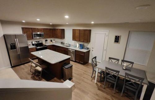 Troutman House | Home away from Home in Charlotte North Lake Norman