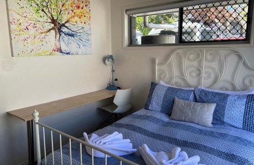 Bundaberg South Villa | Comfortable Retreat in Central Bundaberg with Spa & More
