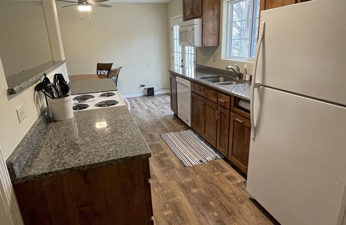 Neosho House | Cozy Getaway on Ridgewood Road: Pet Friendly & Family Ready