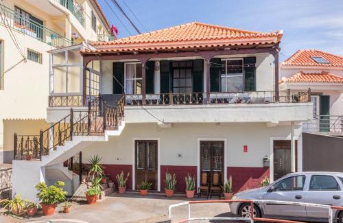 Canical Apartment | Comfort and Ocean Views Await at Home Away From Home