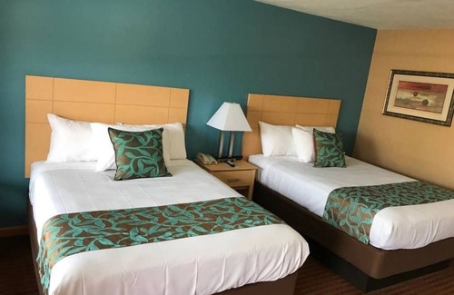 Brooklyn House | Comfortable Home Away from Home with Family-Friendly Amenities