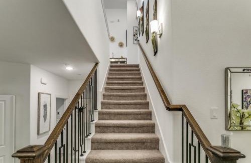 Lewisville Apartment | Your Comfortable Retreat: Home Away from Home