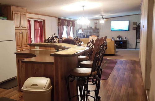 Natchez House | Discover Your Home Away from Home with Family-Friendly Amenities