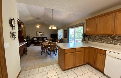 Nixa House | Ultimate Getaway: Home Away From Home with Pool & Spa
