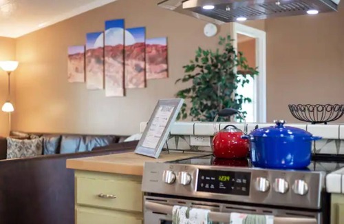Pahrump House | Inviting Retreat with Spa & Hot Tub near Death Valley