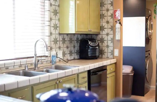 Pahrump House | Inviting Retreat with Spa & Hot Tub near Death Valley