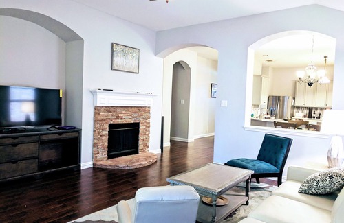 Anna House | Ideal Home Away: Perfect for Travelers and Long Stays