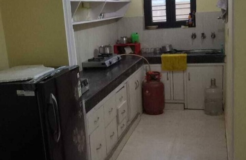 Faridabad Apartment | Cozy Retreat: Home Away From Home in Delhi/NCR