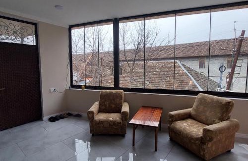 Sheki Apartment | Cozy Retreat: Your Ideal Home Away from Home