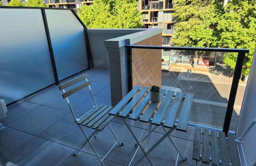 Braddon Apartment | Discover Home@Braddon: Family-Friendly 4-Star Retreat