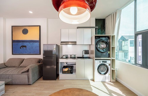 Ho Chi Minh City Apartment | Home by CR Concept in The Center