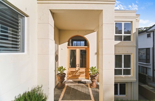 Seaforth House | Tranquil Retreat by the Harbor on Sydney's Northern Beaches