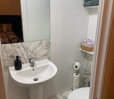 Islandbridge House | Unforgettable Stay at Home by the Liffey - 10/10 Rating