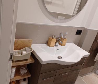 Borgo Roma House | Guest Rated 10/10: Home CarpeDiem with Hot Tub & Breakfast