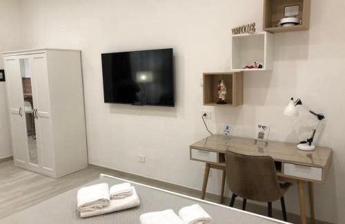 Naples Apartment | Home-Carrara