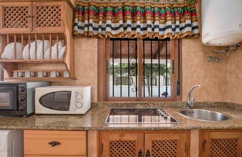 Zahora House | Beachfront Retreat with Terrace, Ocean View & Pool Access