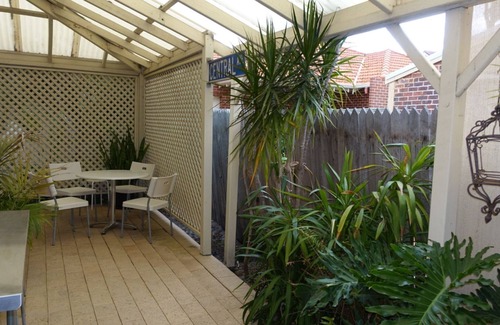 Mount Lawley House | Experience HOME CENTRAL in Perth City with Free WiFi & Parking