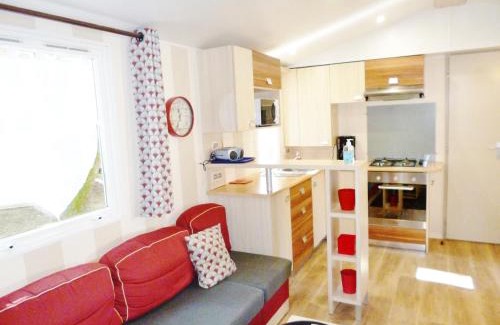 Saint-Brevin-les-Pins House | Cozy Oceanfront Retreat with Pool & Great Guest Reviews
