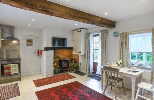 Pontesbury House | Welcoming Home Farm Barn: Perfect for Family Getaways