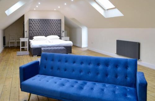 Dunragit House | Home Farm - The Dairy: Pet & Child Friendly Retreat