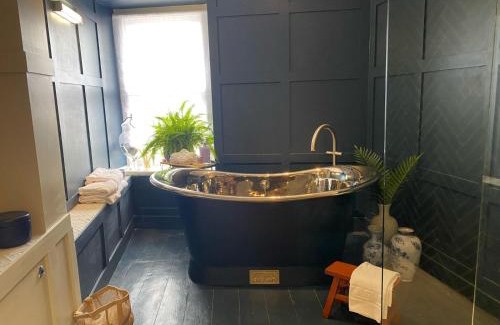Penarth Apartment | Home from Home