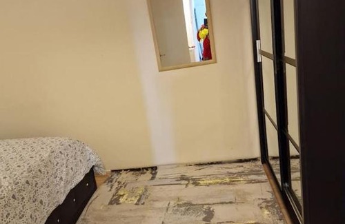 Hackney Downs Apartment | Comfortable Home From Home: Family-Friendly with Kitchen