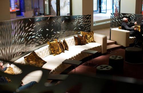 Oslo City Centre Hotel | Welcoming Clarion Collection Hotel Folketeateret in Oslo
