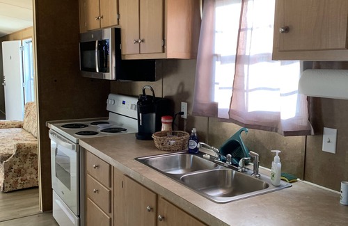 Taylorsville House | Family-Friendly Stay in Taylorsville, NC - 10/10 Rating