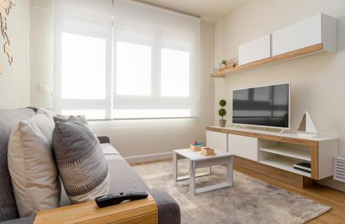 Castro Urdiales Apartment | Inviting HOME IN CASTRO with Convenient Parking Options
