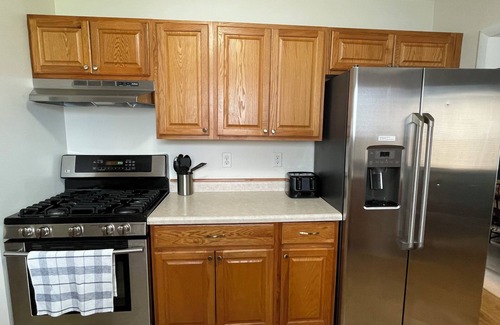 Davison House | Pet-Friendly 3BR Home in Davison with Pool Table & More