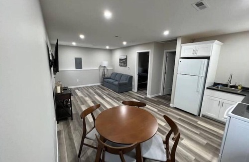 Eddyville House | Outstanding Stay at Home In Eddyville with Family Amenities