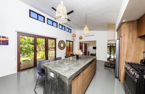 Playa Colorado House | Cozy Retreat in Hacienda Iguana, Steps from the Beach