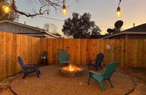 Hempstead House | Pet-Friendly Haven in Hempstead - Rated 10/10 by Guests