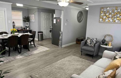 Hempstead House | Pet-Friendly Haven in Hempstead - Rated 10/10 by Guests